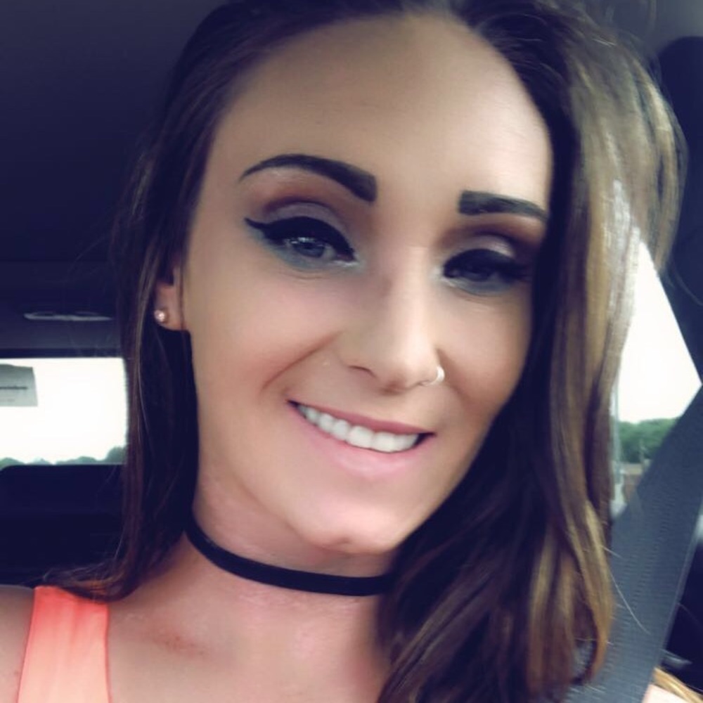 Meet your Posher, Amanda